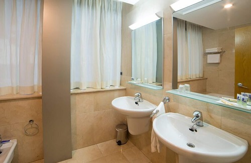 Almansa Hotel | Encasa Hotel Almansa