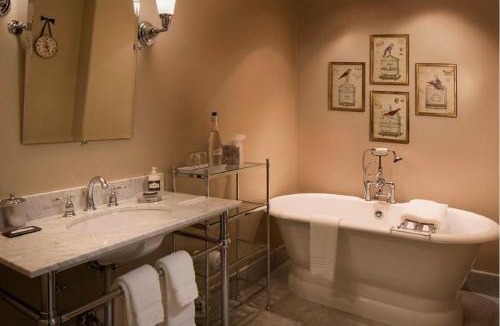 North Los Altos Hotel | Enchante Boutique Hotel