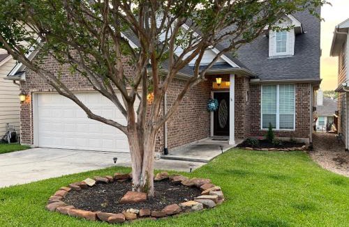April Sound House | Enchanted April Lake House 3 Bed 2 Bath