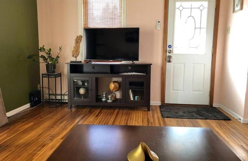 West Spokane House | Enchanted Finch Arboretum 2 Bedroom House