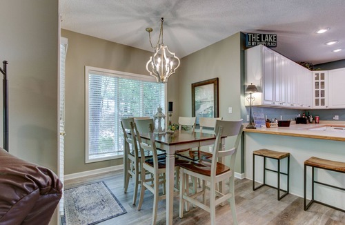 Mount Ida Condo | Enchanted Forest/280BVD Hosted by LOVR