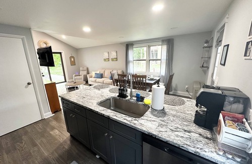 Malta House | Enchanted Forest Stay – A Cozy 3-Bedroom Townhome in Ballston Spa!
