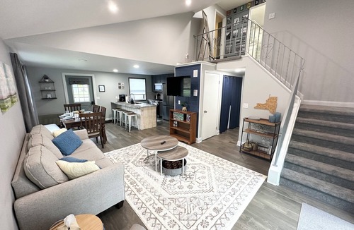 Malta House | Enchanted Forest Stay – A Cozy 3-Bedroom Townhome in Ballston Spa!
