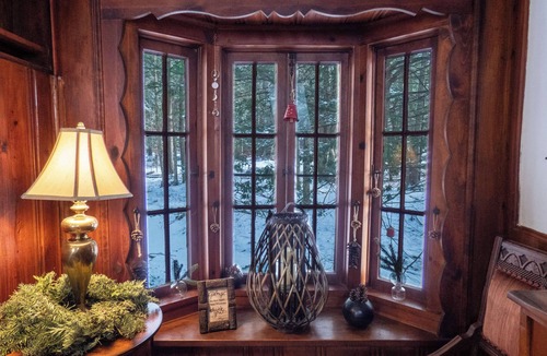 Smallwood Cabin | Enchanted Fox Dell Cottage