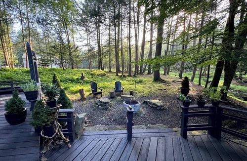 Smallwood Cabin | Enchanted Fox Dell Cottage