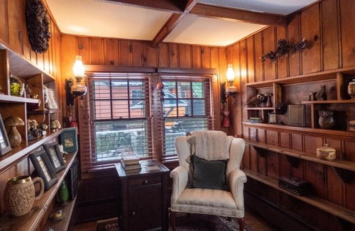 Smallwood House | Enchanted Fox Dell Cottage