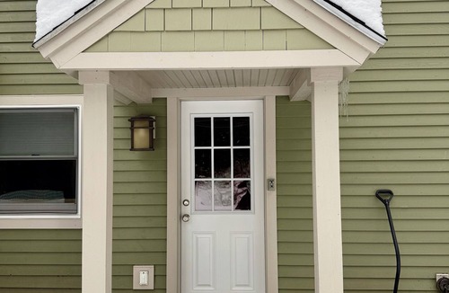 Black Bear Run Apartment | Enchanted Haven on a Private Pond in Stowe