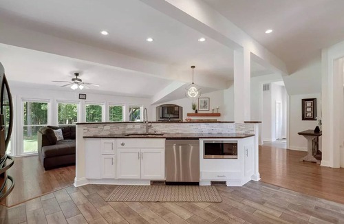Collierville House | Enchanted Manor: A Luxurious Tudor-Style Retreat Amidst Nature's Splendor