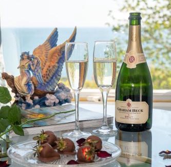 Niton House | Enchanted Manor