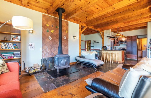 East Dorset House | Enchanted Mountain House - near ski, nature trails, lake w/fishing and swimming.