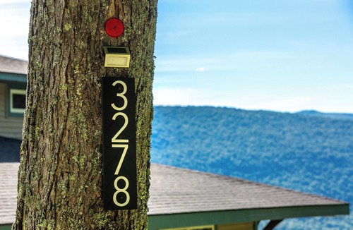 East Dorset House | Enchanted Mountain House - near ski, nature trails, lake w/fishing and swimming.