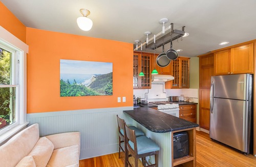 Phinney Ridge House | Enchanted Path to a Gardenscape