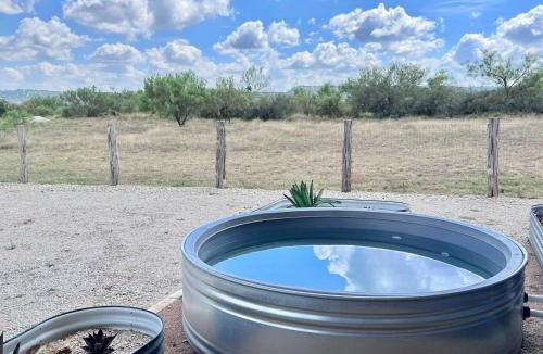 Fredericksburg House | Enchanted Rock Ridge - Cowboy Pool - Hot Tub - Firepit