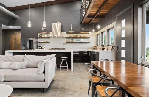 Fredericksburg House | Enchanted Rock Ridge - Cowboy Pool - Hot Tub - Firepit