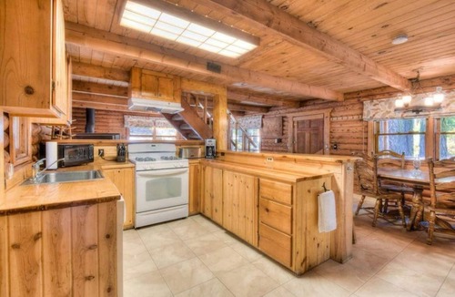 Homewood Cabin | Enchanted Woods Cabin