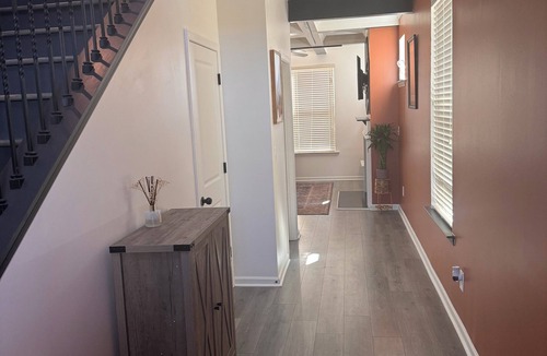 College Park House | Enchanting 3-bedroom house in the heart of ATL mins away from the airport.