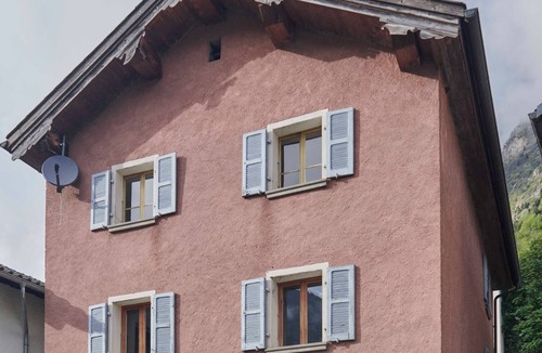 Mesocco Ski Chalet | Enchanting 4-bedroom chalet in Mesocco