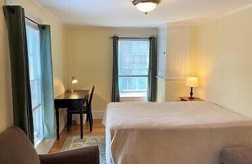 Augusta House | Enchanting 6 Bdrm home, 3 min from beautiful Downtown