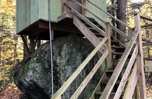 Hopkinton Cabin | Enchanting Adirondack Cabin in the Treetops