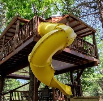 Rosston House | Enchanting Forest Treehouse Hideaway with Farm Activities near Bingham Creek in Forestburg, Texas
