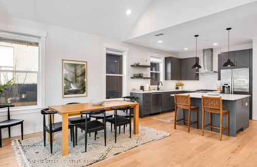 Roslyn House | Enchanting home with grill, firepit, full kitchen, central AC, & washer/dryer