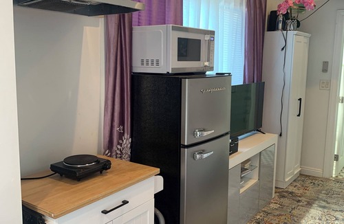 Canoga Park Apartment | Enchanting private studio top of the mountain in Chatsworth