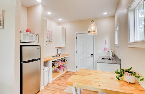 Longtown Cabin | Enchanting Private Treetop Hideaway-Memory Maker-Lakeview-Jacuzzi Tub