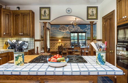 St. Helena House | Enchanting property