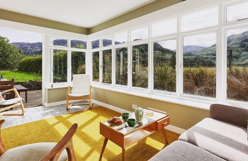 St Fillans Cottage | Enchanting rustic cottage w/stunning views & river