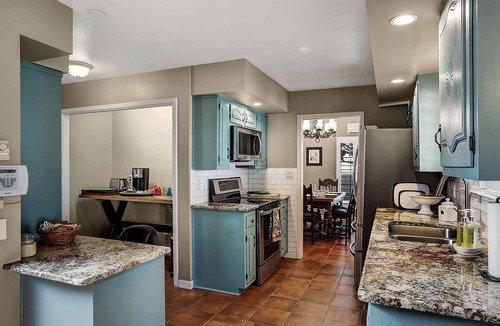 Bear Canyon House | Enchanting Southwest Serenity - SO Convenient to Golf, Grocery, and Restaurants!
