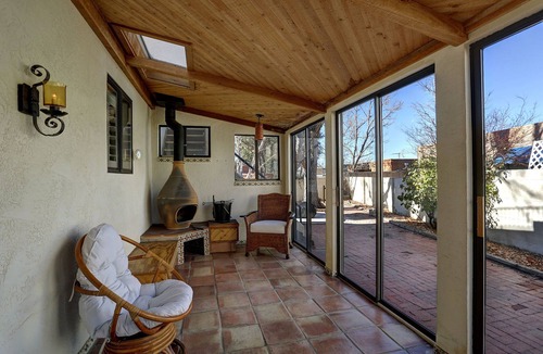 Bear Canyon House | Enchanting Southwest Serenity - SO Convenient to Golf, Grocery, and Restaurants!