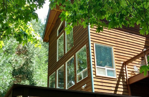 Medford House | "Enchantment" Jacksonville, Oregon