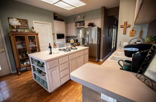 Austin House | Encino Viejo (Old Oak)-Ranch Style Home on 5 Acres