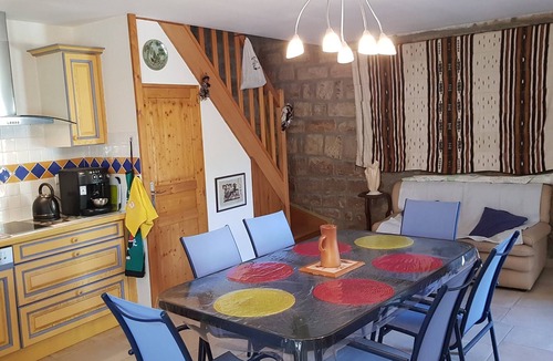 Les Assions Other | Enclosed and spacious gîte, air-conditioned rooms, SPA, Closed garage, Beaches 5km max.