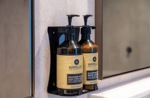 Tumbi Umbi Hotel | Encore by Mingara