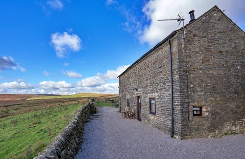 Buxton Cottage | End Barn at Blackclough Farm