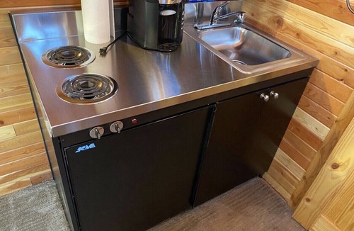 Columbia Falls Apartment | End Of The Line Caboose