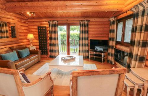 Carlton-in-Cleveland House | Endeavour Lodge 4