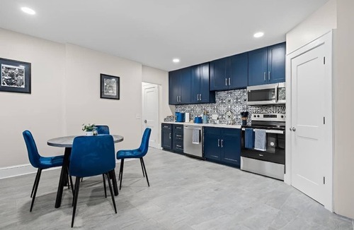Enderly Park House | Enderly Park - Beautiful New Chic Suite