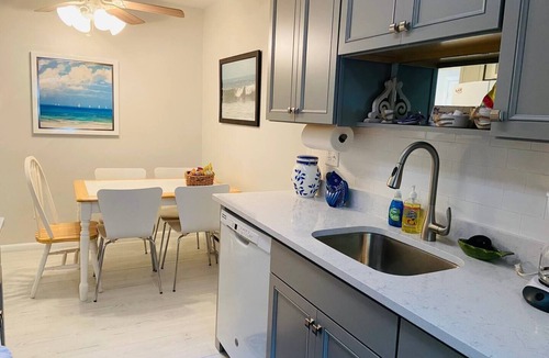 Northeast Virginia Beach House | Endless Beach #A