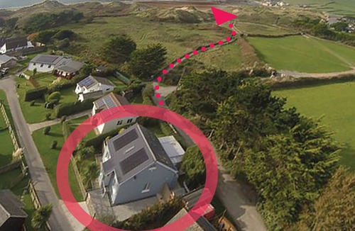 Croyde House | Endless Summer | 4 mins walk to beach | Sea view