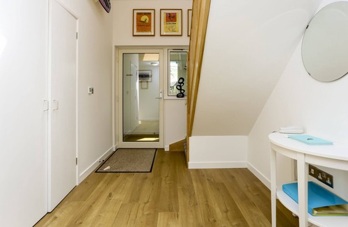 Croyde House | Endless Summer | 4 mins walk to beach | Sea view