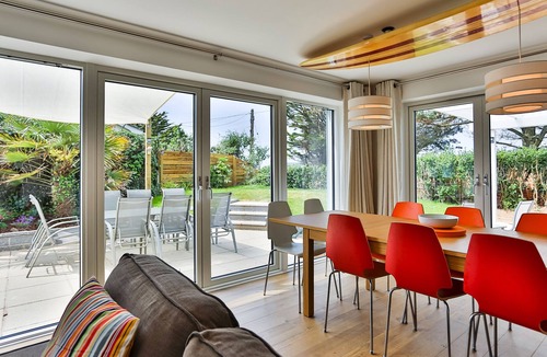 Croyde House | Endless Summer | 4 mins walk to beach | Sea view