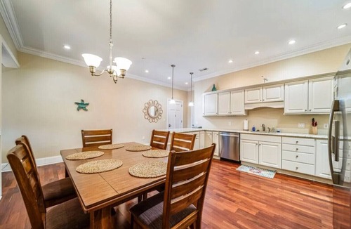 Geneva-on-the-Lake Condo | Endless Summer - Sleeps 6 Condo
