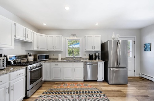 Popponesset House | Endless summer with gorgeous views in relaxing luxury; 3-Bedrooms, sleeps 6.
