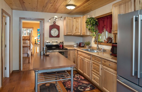 Parks House | Endless Views, Private Location