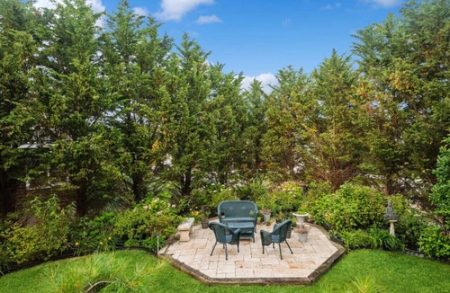 Remsenburg Condo | Endless Water Views: Your Hamptons Oasis Awaits - Book Now