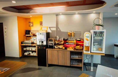 Clemenceau Apartment | Endroit Super! Studio Confortable avec Kitchenette