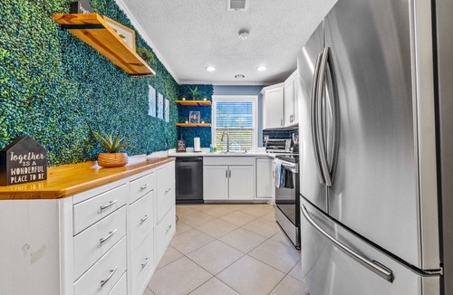 West End House | Energy Villa 1-Sleeps 4