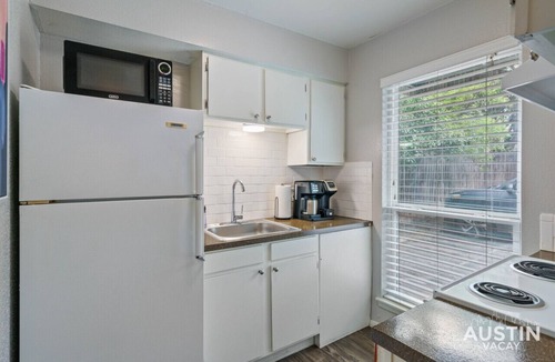 Clarksville Apartment | Enfield #114 xxxxxxx